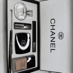 peace senior Fuel Your Beauty Career with New Cosmetology School Makeup Collection