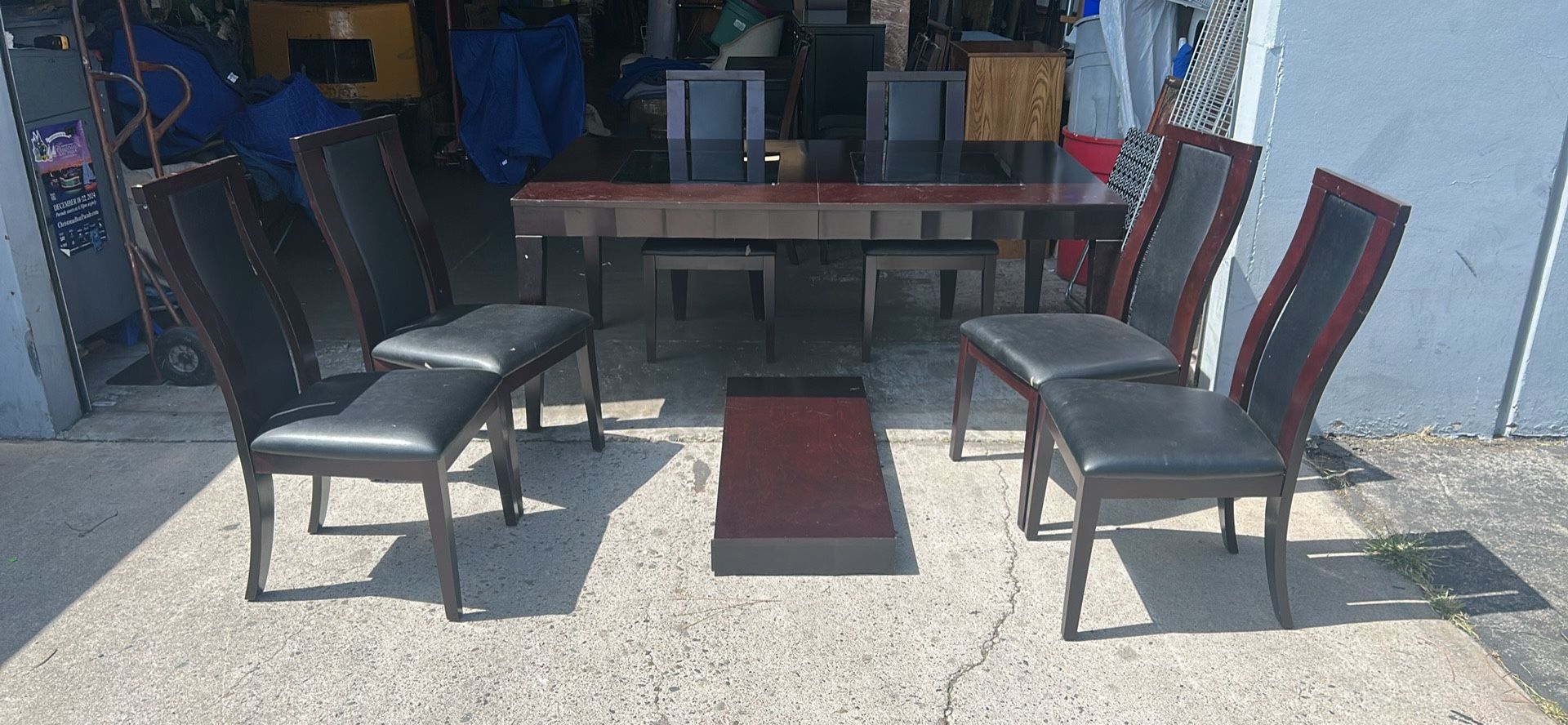 Kitchen Table 72“ X 42“ With 18 Inch Leaf Six Chairs