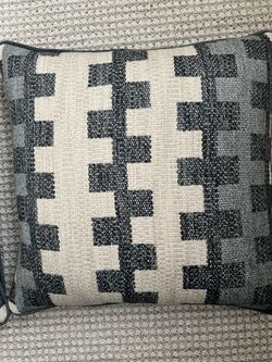 Brand new Bernhardt throw pillows