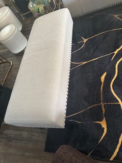 Cofee table carpet bench and two chairs