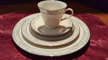 Lenox Fine China-Charleston