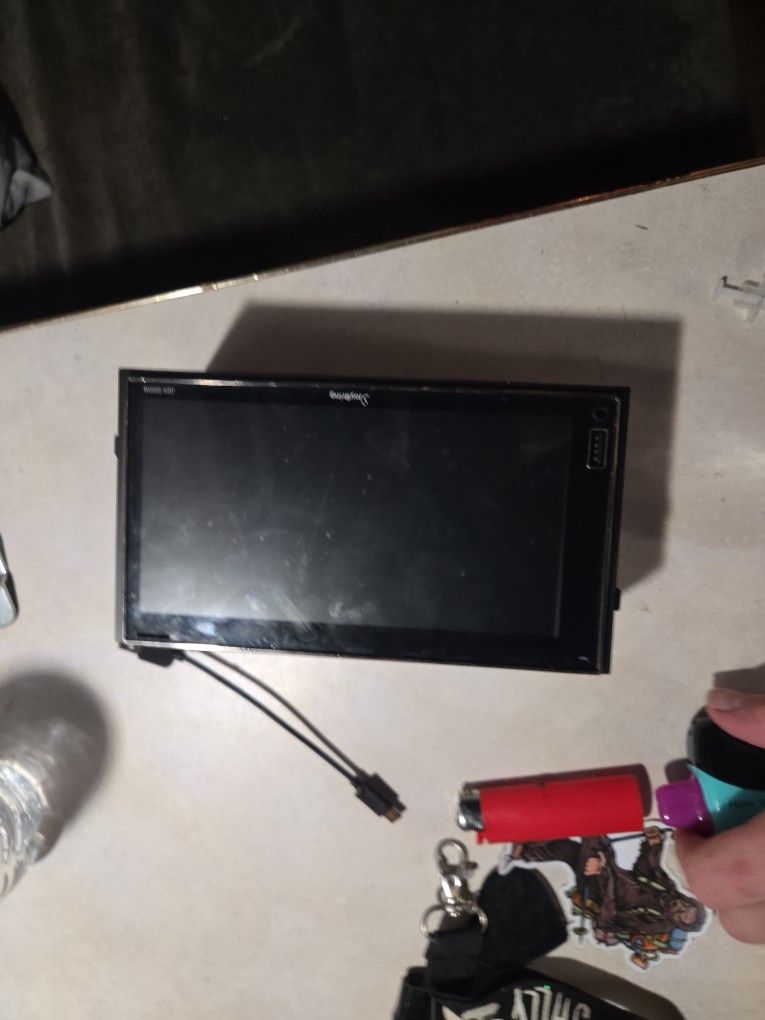 D008 Touchscreen 