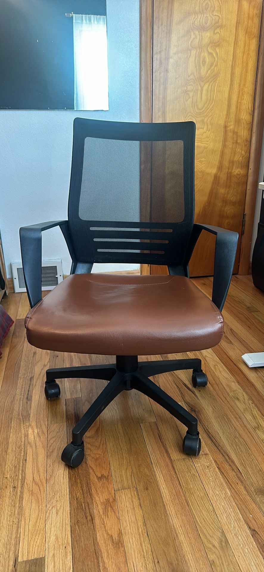 Brown Leather Ergonomic Office Chair 