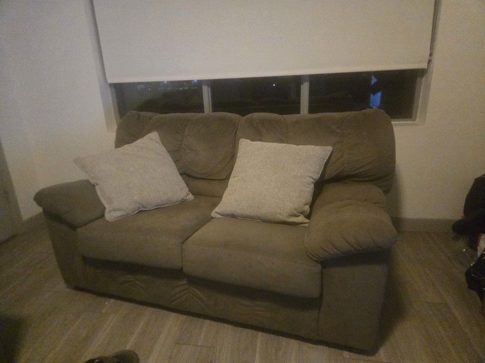 Loveseat
