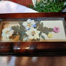 Vintage 70s Musical Wooden Jewelry Box