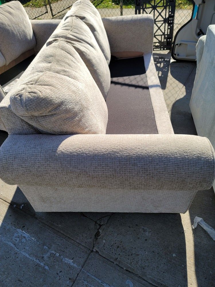 Great Condition Two And Three Seater Sofa Couchs Great