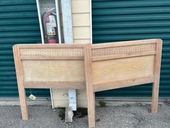 2 Headboard Twin Size 
