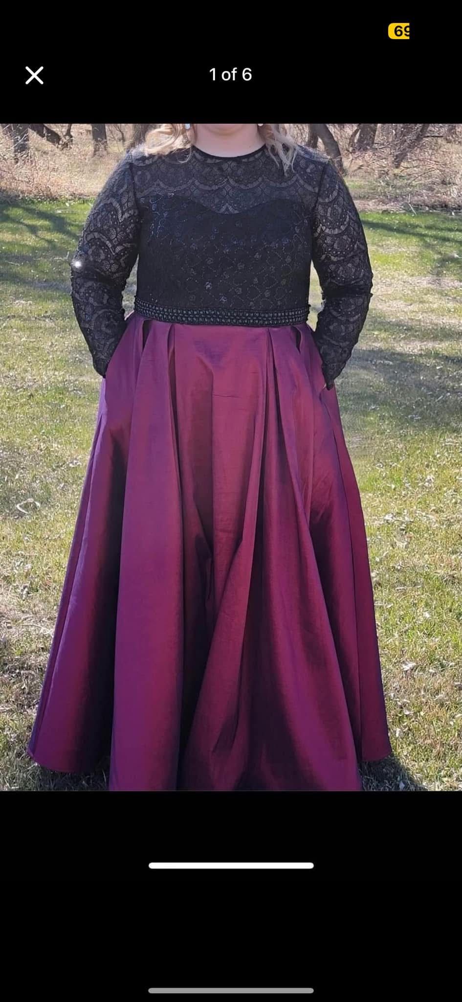 Mac Duggal Prom Dress