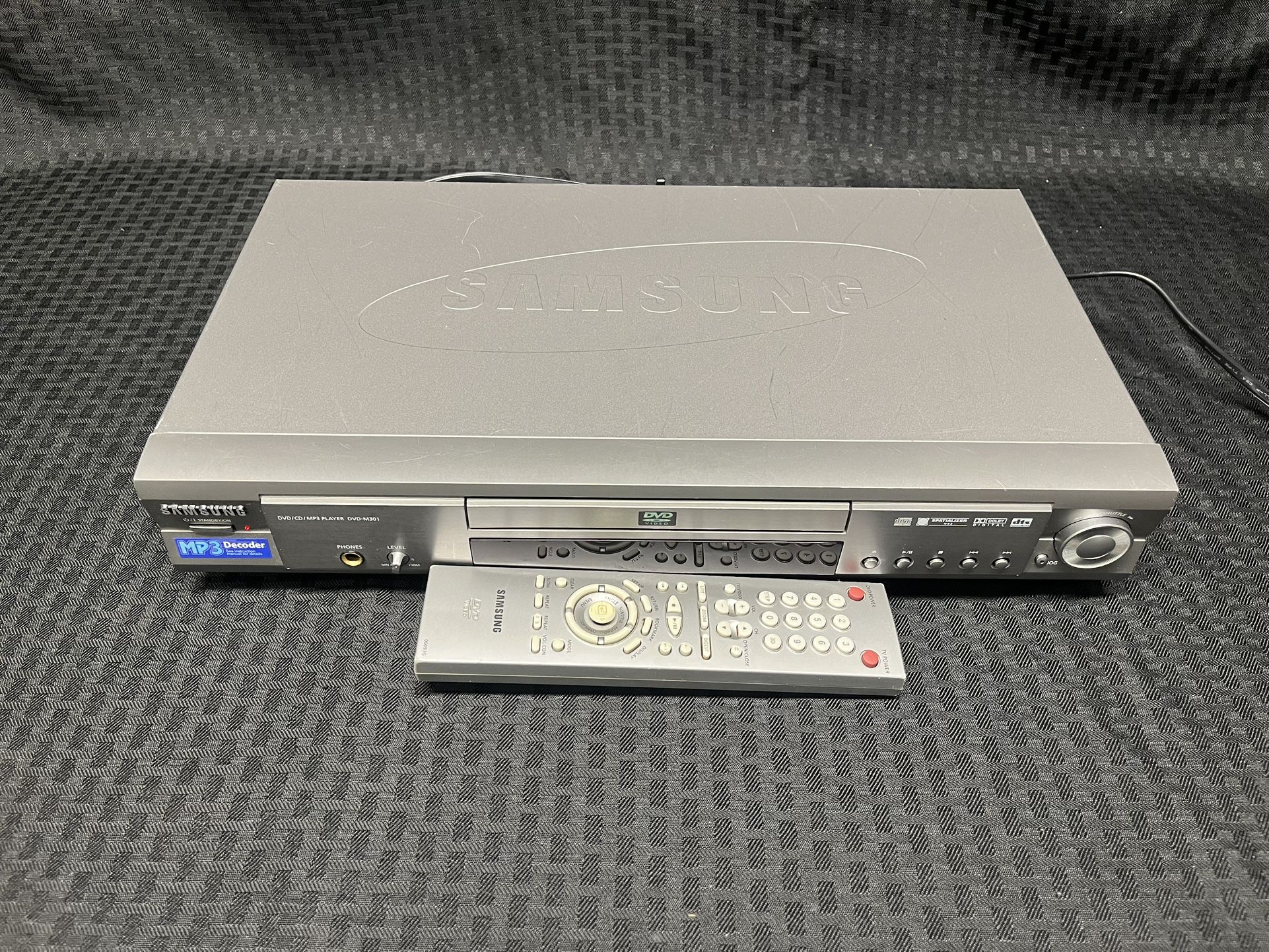 Samsung Digital DVD-M301 DVD/CD/MP3 Player w/ Remote - TESTED