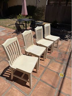 Pottery Barn Stella Side Dining Chair Set of 4 Antique White