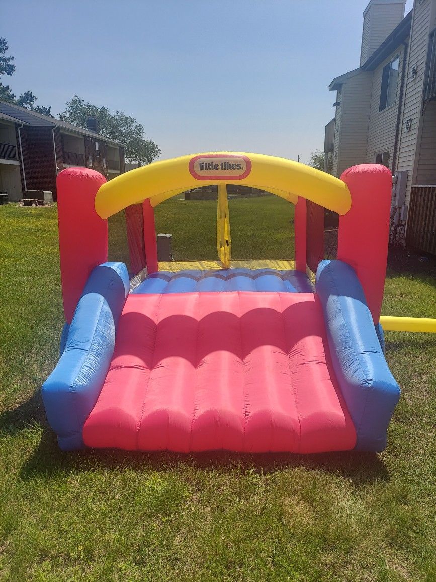 Bouncer House For Kids