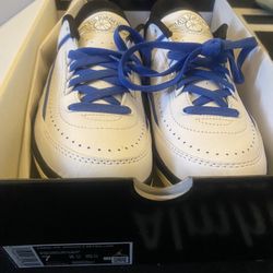 Jordan 2’s Varsity Royal Lows Wmns 7