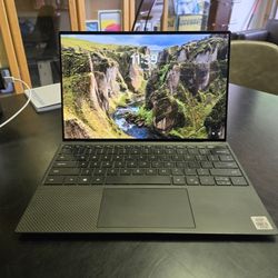 Dell Laptop XPS 9300 512gb Memory 16gn RAM touchscreen