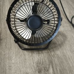 4 Inches Desk Fan With USB Cable 