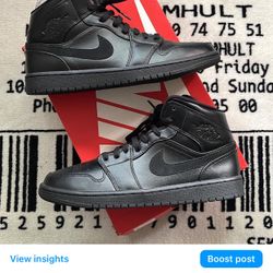 Jordan 1 Mid Triple Black Ds