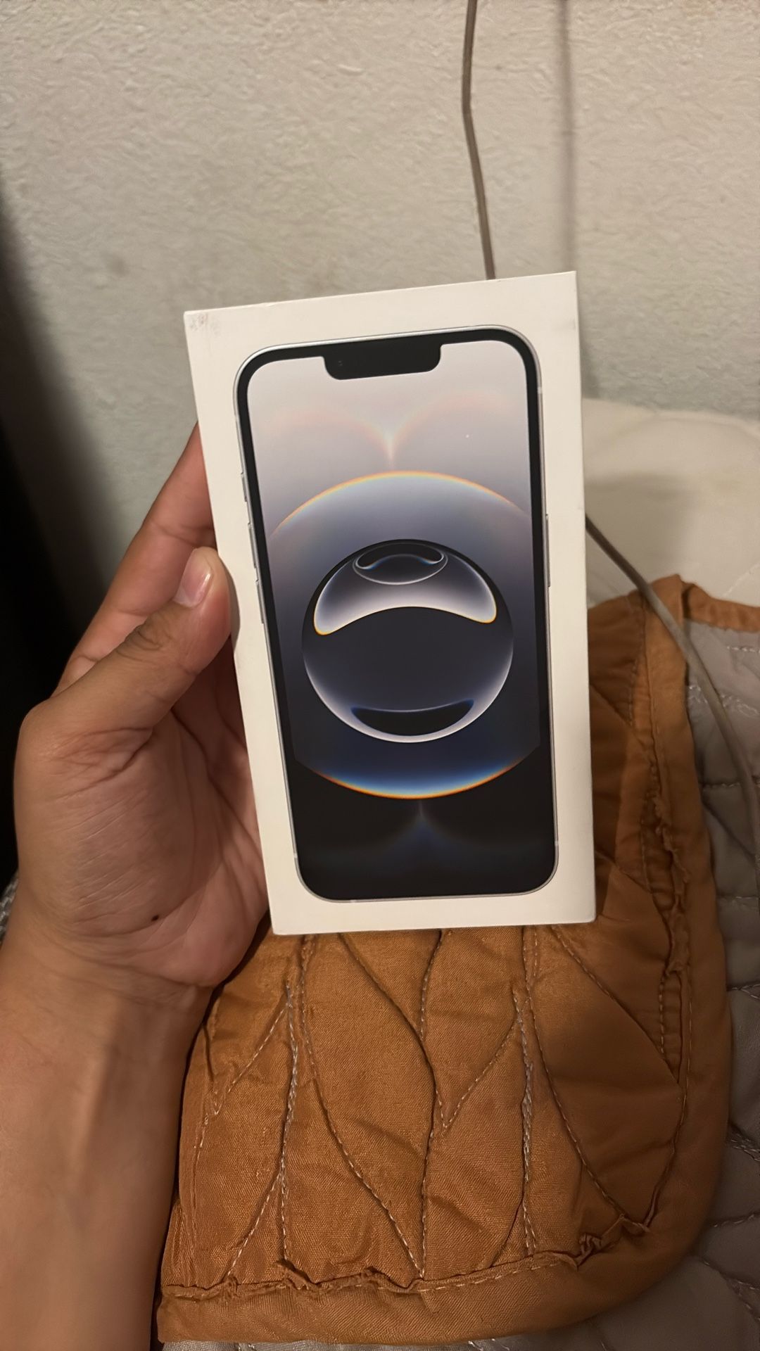 iPhone 16E