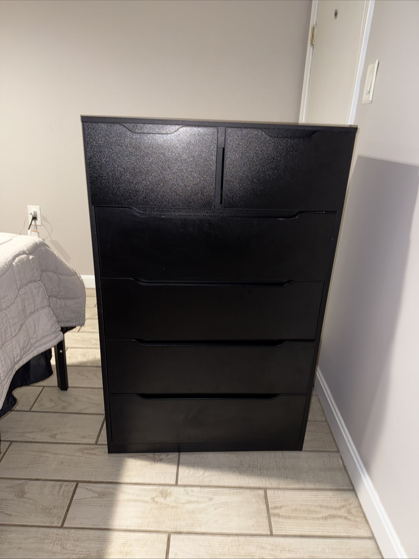 Black Wooden Dresser – 6 Drawers, Sturdy & Stylish Storage Unit
