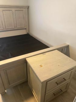 Queen Bed & Night Stand