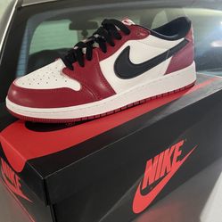 Jordan 1 Low Chicago 2025 
