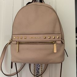 Previously Loved A Lot Michael Kors Backpack And Wallet