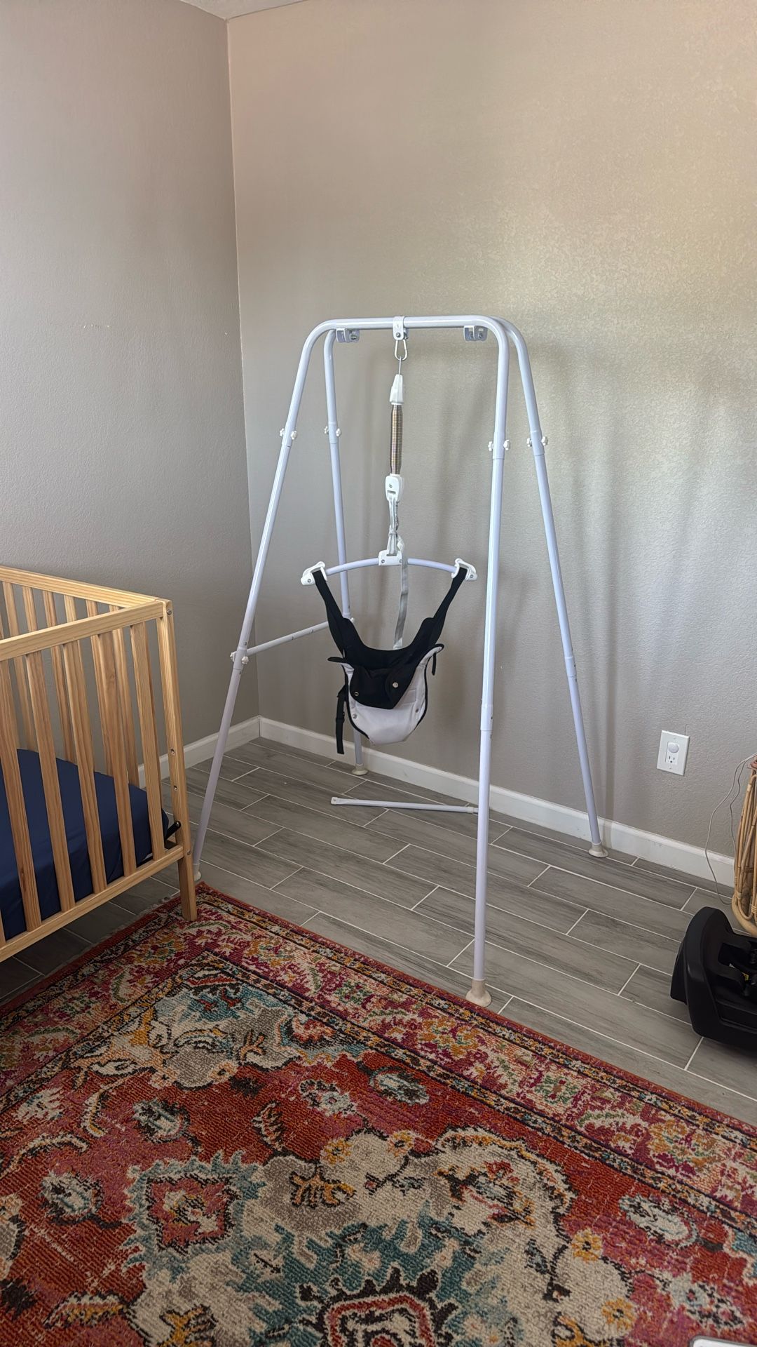 Taleco Baby Jump Swing - Needs 2 Sets of screws
