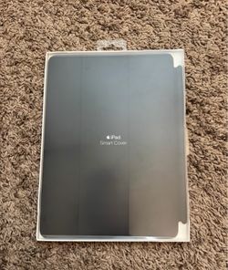 Black Apple Smart Cover 9.7 in NEW