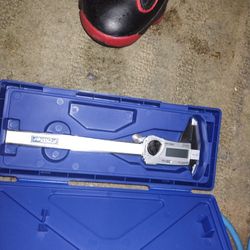 Dial Caliper