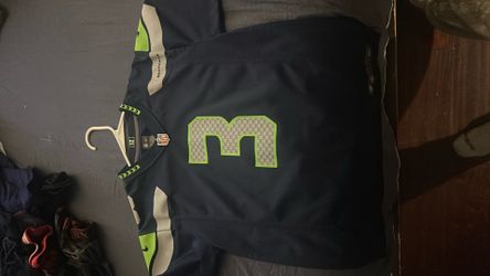 Russel Wilson Seahawks jersey