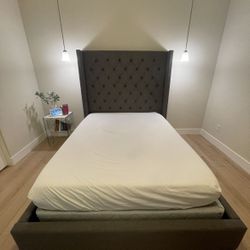 Queen Bed with Tulo Hybrid Mattress 