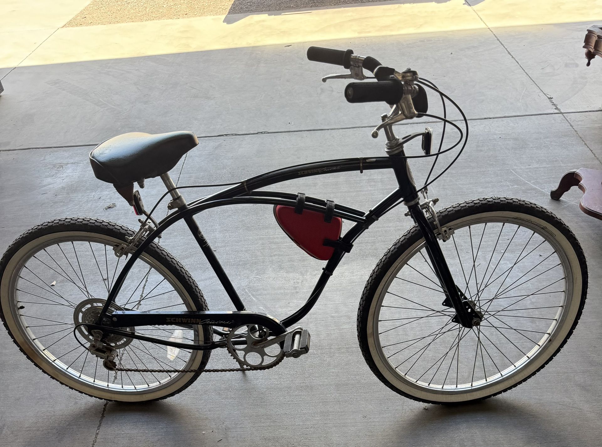 Schwinn Cruiser 5 Bike