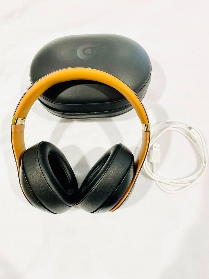 Powerbeats Studio 3 Noise Cancelling Wireless Headphones