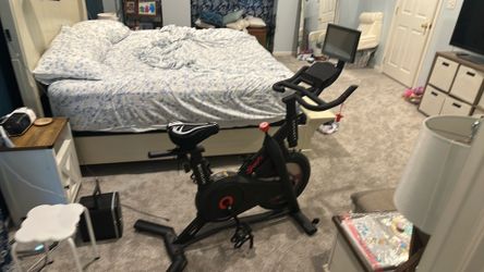 Echelon Sport S Exercise Bike