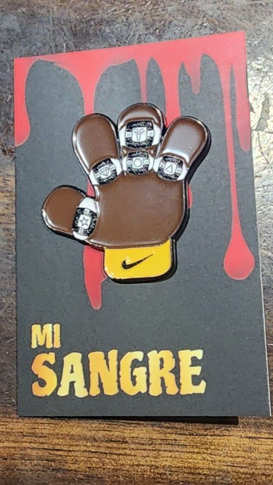 Kobe Puppet Hand NBA Los Angeles Lakers Kobe Puppet Hand With Rings Enamel Pin for Sale ...