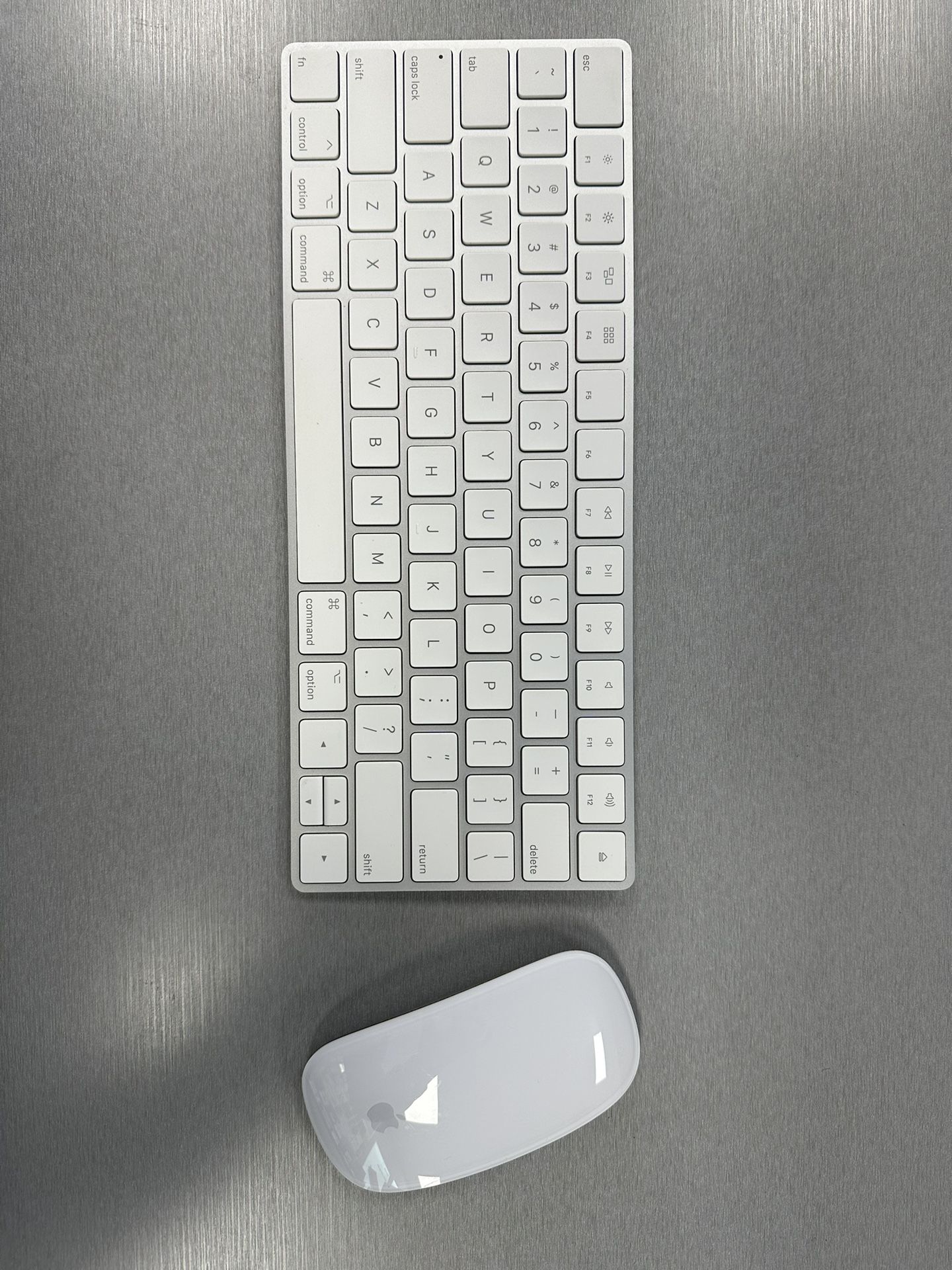 Original Apple Magic Wireless Mouse And Keyboard 