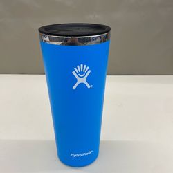 32oz Hydroflask item no 825 (Shopgoodwill)