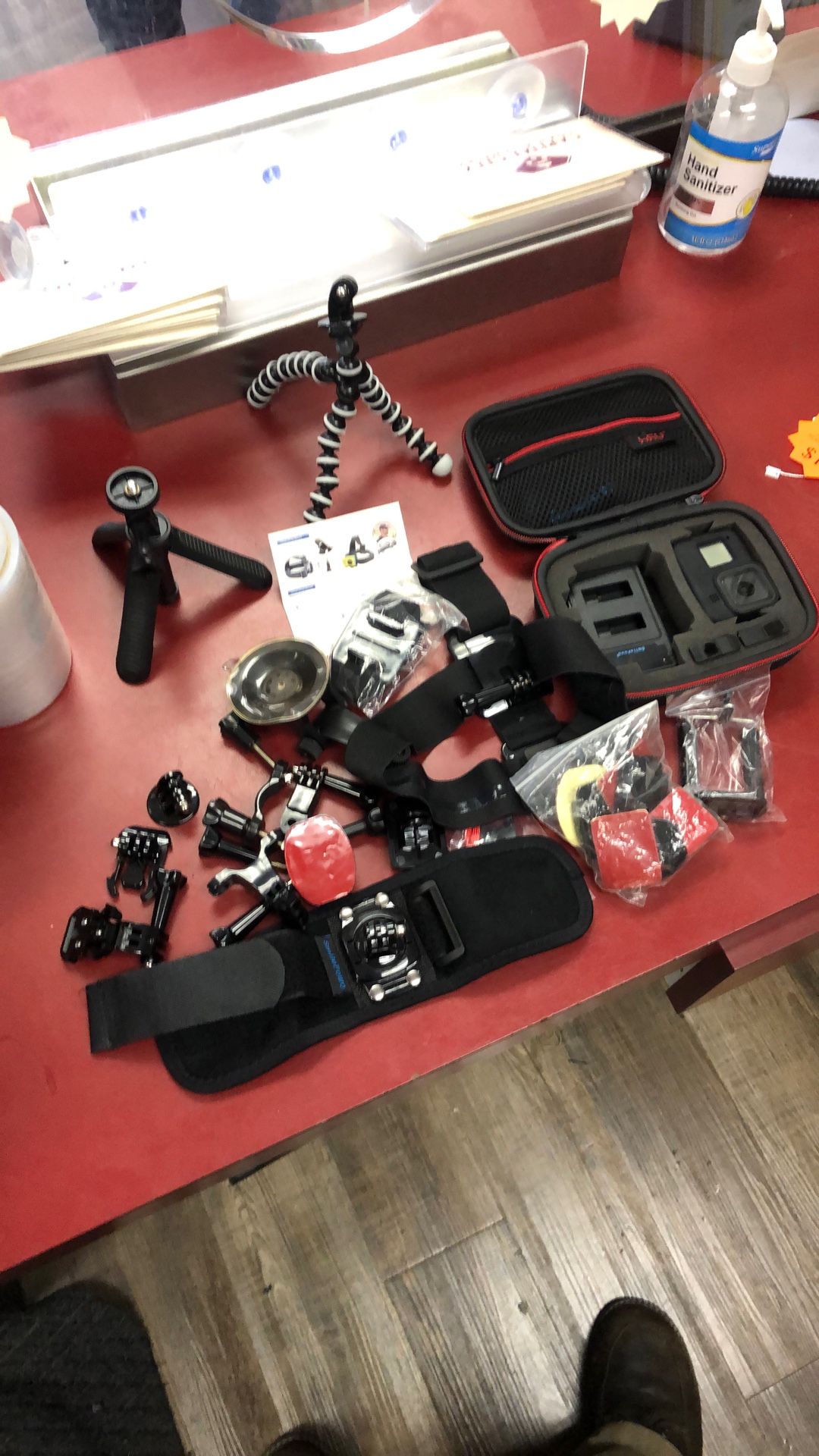 96091 Go Pro SPJB1 Hero 8 Black 4k Waterproof Edition W/ 3xBatteries, Charger, Stands, Holders, & SD Cards In Carry Case 588250