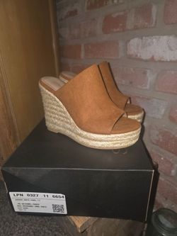 Anaya Camel Wedge Mule Sandals Size 7.5