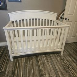 White Graco  Excellent Condition