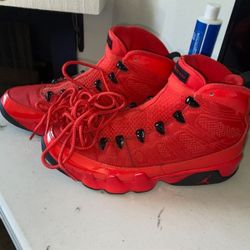 AIR JORDAN'S  "Chile Red" Size 9