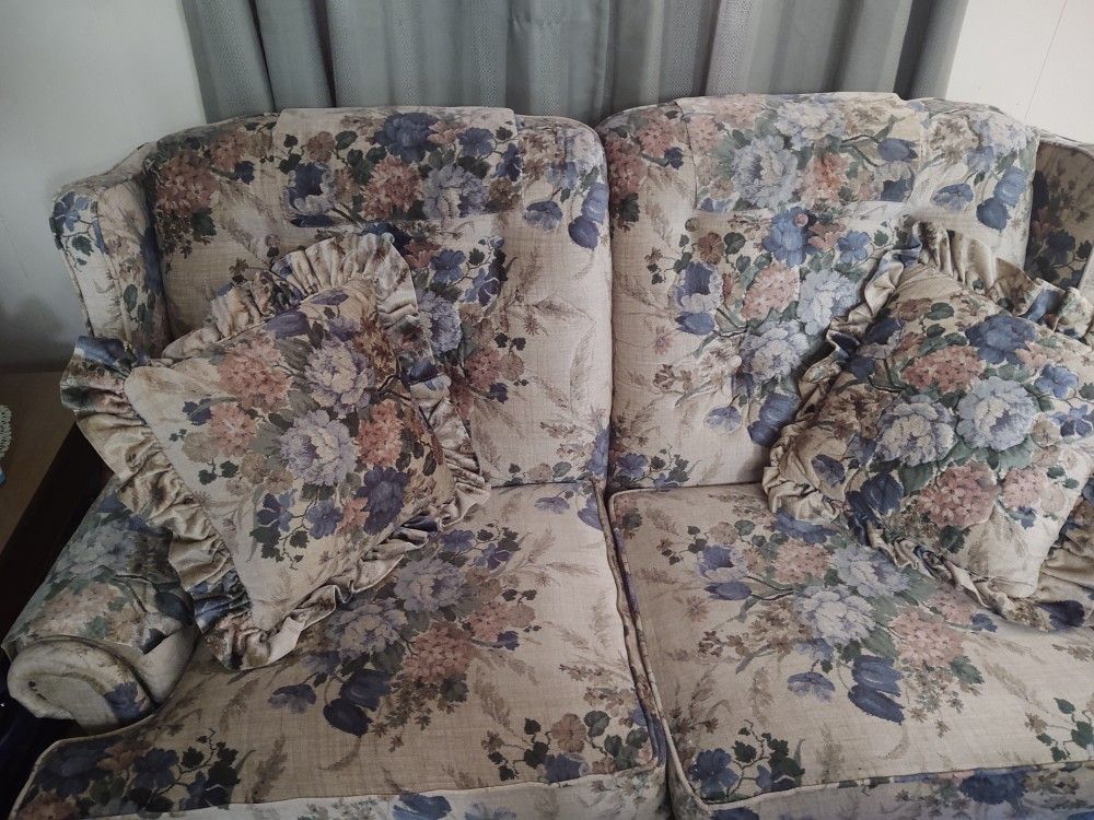 Broyhill Couch Loveseat and Chair