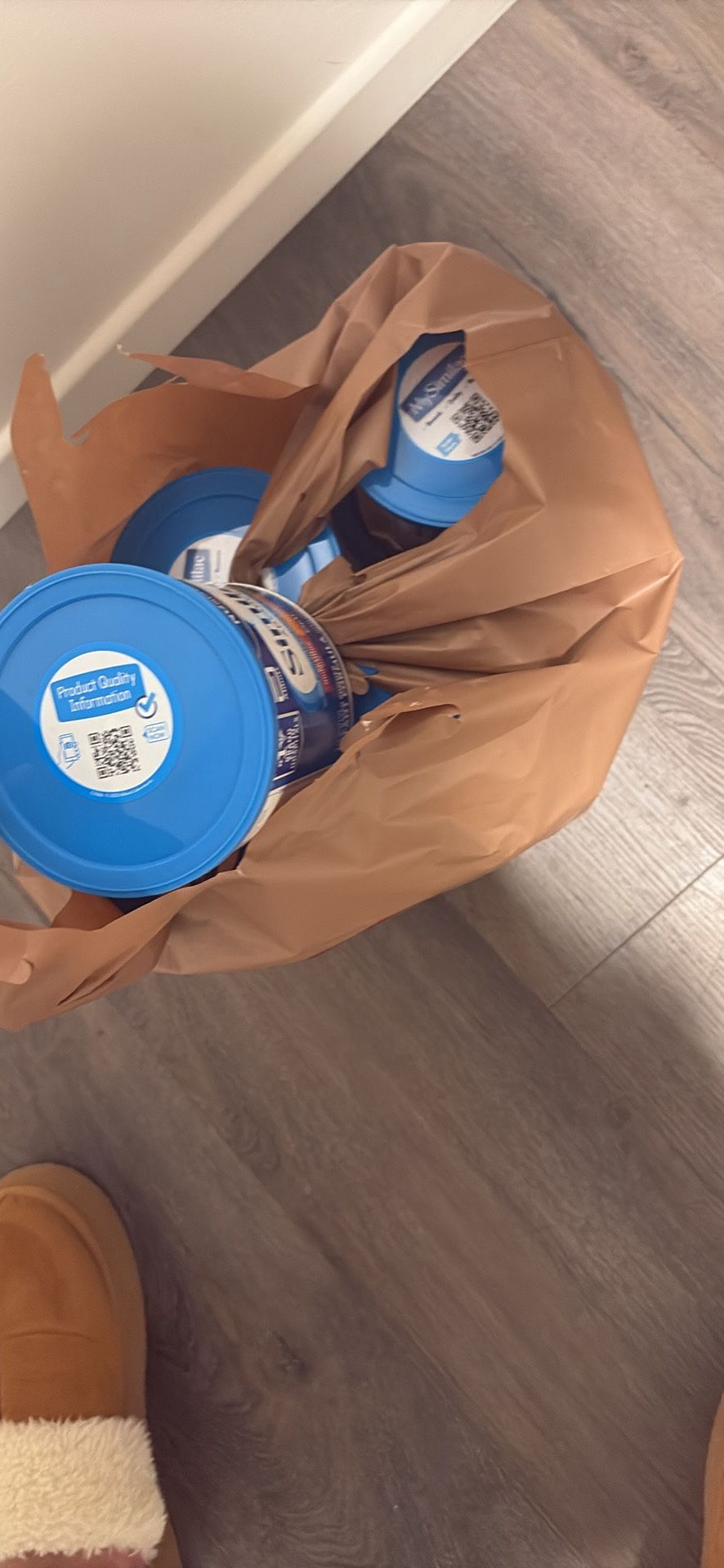 BRAND NEW 28 CANS