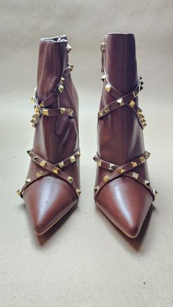 Cape Robbin Studded Pointed Toe Ankle Boots Size 7.5
