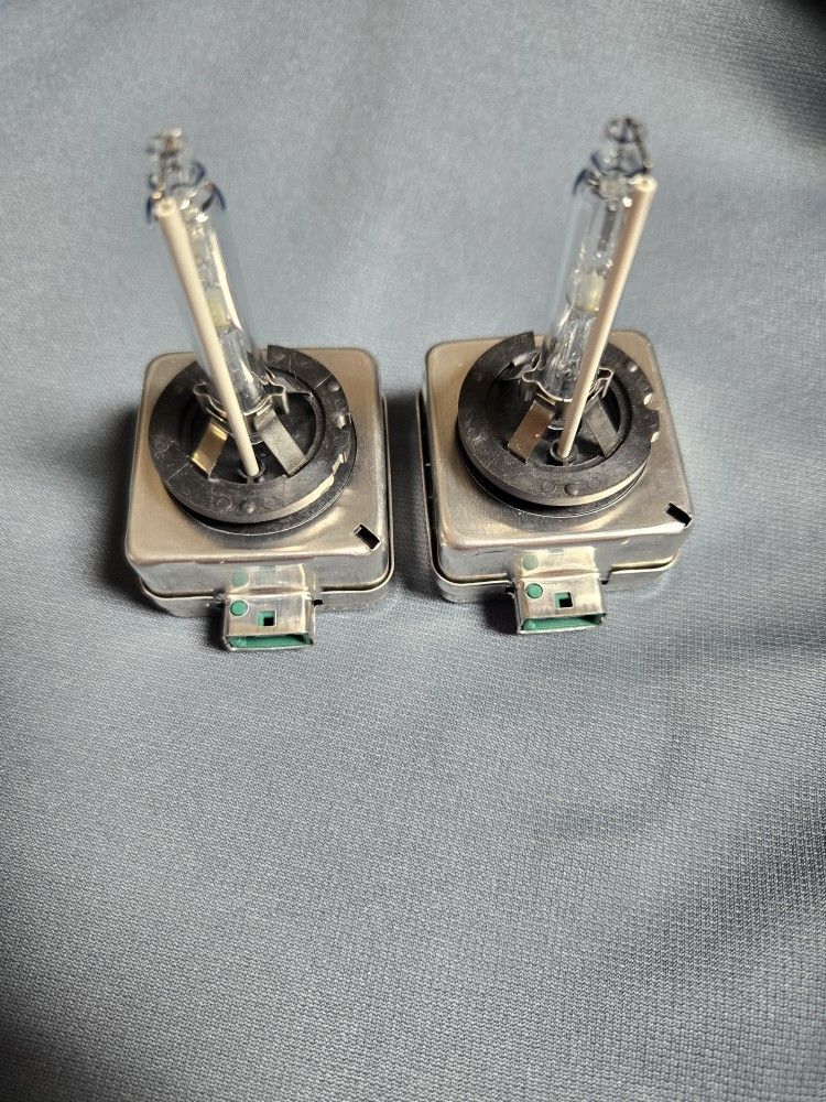 HID HEADLIGHT BULBS