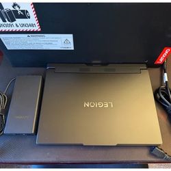 Lenovo Legion Pro 7i Gen 10 OLED Ultra 9 275HX RTX5090 64GB 2TB Gaming Laptop