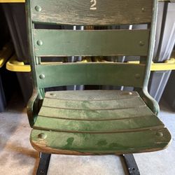 Chicago Cubs Wrigley Field Vintage Wooden Chair  - Extremely RARE - COA  If this artifact can talk all the amazing moments its been through and still