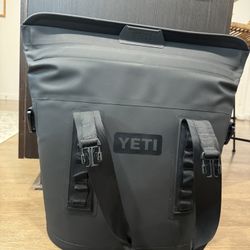 YETI Hopper M30 Cooler