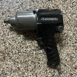 Husky Air Impact Gun Half Inch 450lb Ft