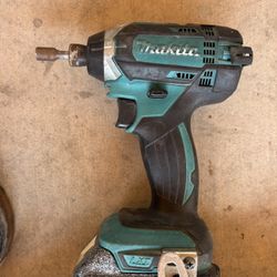 Makita Impact Tool And Battery 