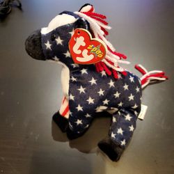Beanie Baby: Lefty