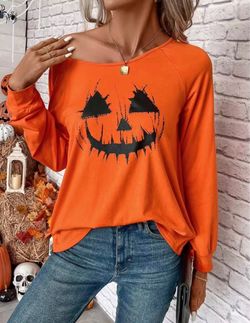 Women sweatshirt size Xxl smaller fits size Xlarge